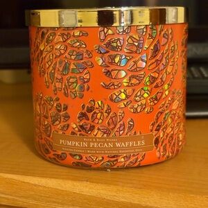 Bath & Body Works Pumpkin Pecan Waffles Candle - 14.5oz